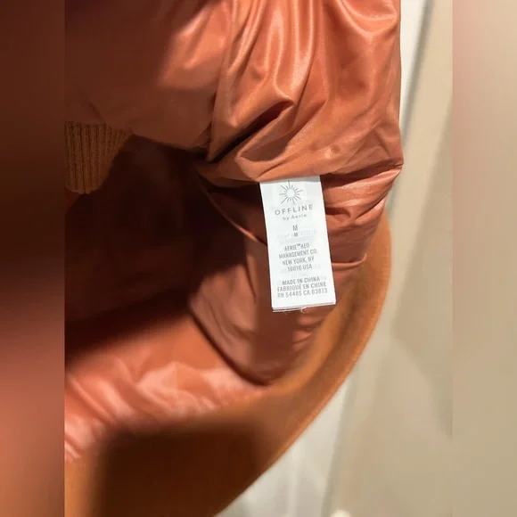 Aerie Offline Puffer Vest in Jupiter Brown , Medium - Picture 11 of 11